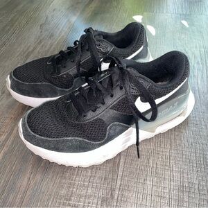 Nike Airmax Women 7 Sneakers/ Athletic Shoes Black